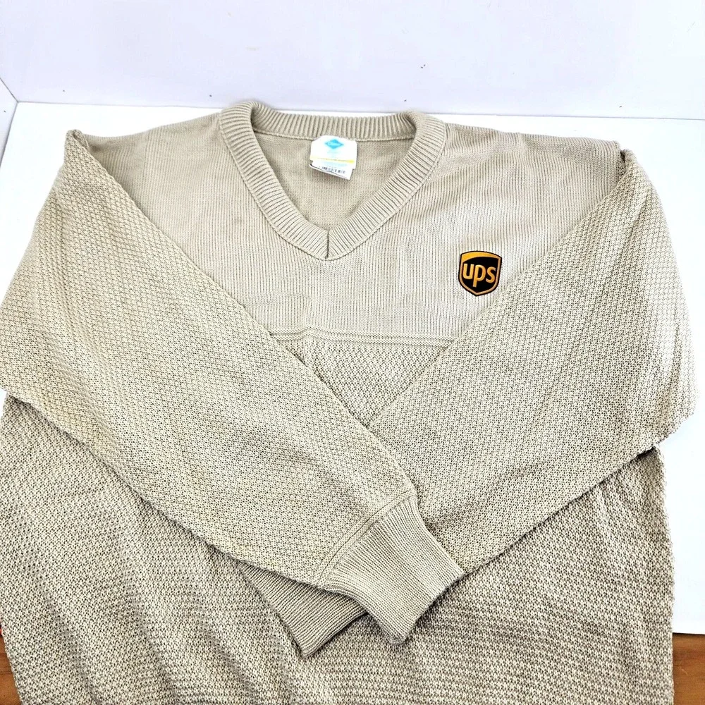 UPS SWEATER Beige With Sleeves SIZE L (Large)